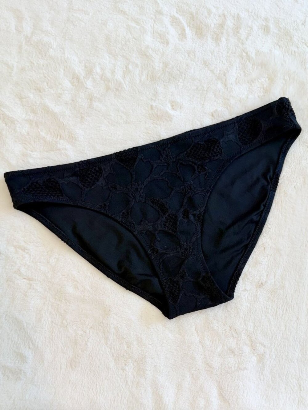 NWT Aerie Black Textured Crochet Floral Bikini Bottom - Size: Medium